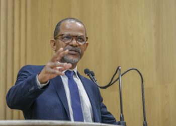 No mês da Consciência Negra, Professor Bittencourt destaca lei que reserva cotas raciais de 10% em concursos públicos como grande avanço na luta por inclusão