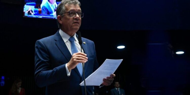 Laércio manifesta preocupação com o fechamento da Fafen na Bahia e os impactos em Sergipe