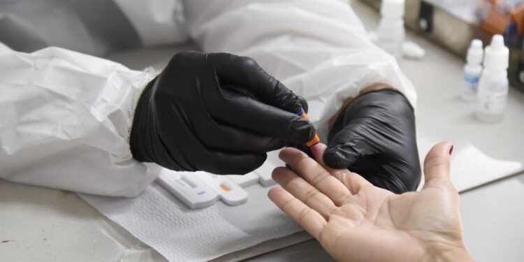 Dezembro Vermelho: Prefeitura tem programação voltada para conscientização sobre o HIV e a Aids