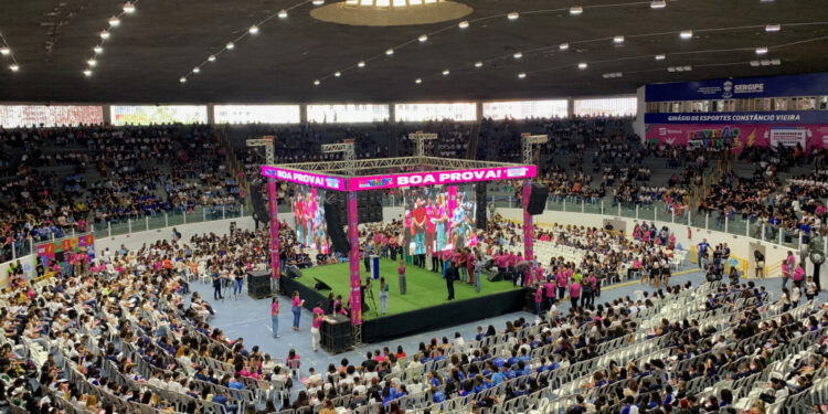 Banese concederá prêmio aos dez alunos da rede estadual mais bem pontuados no Enem
