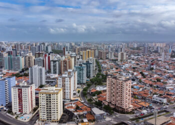Tempo em Sergipe deve variar entre nublado, céu claro e possibilidade de chuva leve em áreas isoladas