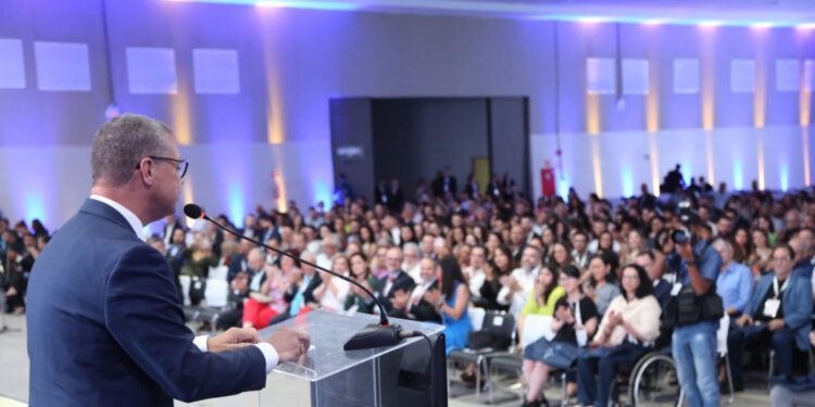 Governo de Sergipe e ABRHidro realizam abertura do XXV Simpósio Brasileiro de Recursos Hídricos