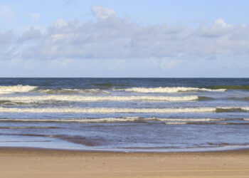 Adema divulga análise semanal de balneabilidade de praias do litoral sergipano