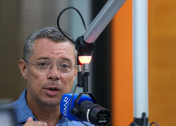 “A economia está no caminho certo”, afirma governador Fábio em balanço da gestão