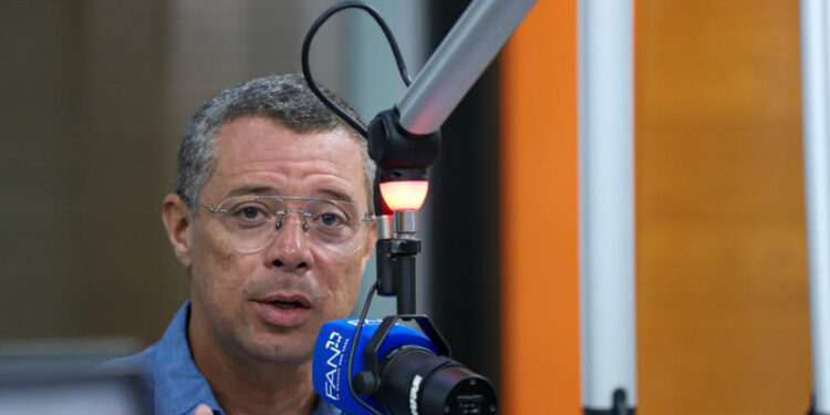 “A economia está no caminho certo”, afirma governador Fábio em balanço da gestão