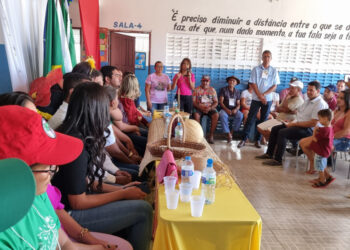 Governo de Sergipe realiza seminário em comunidade quilombola de Poço Verde e incentiva fortalecimento da produção de mel