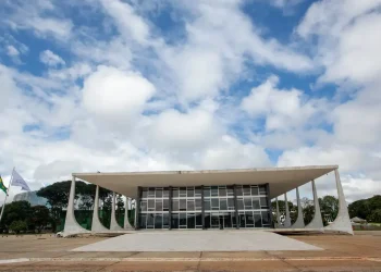 Supremo retoma nesta quarta julgamento sobre licença-paternidade