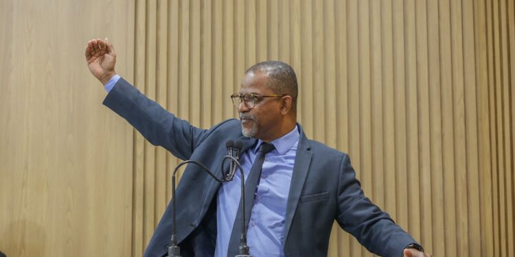 PL do Prof. Bittencourt que sugere culto campal com a participação das religiões de matriz afro-brasileiras, no aniversário de Aracaju, é aprovado pela Câmara