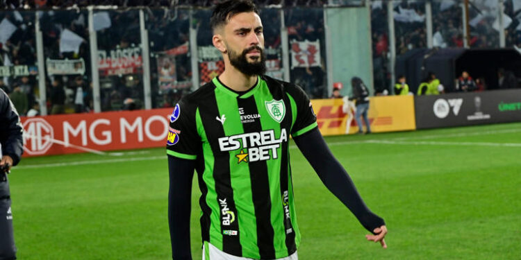 América-MG recusa oferta de R$ 10 milhões de clube da Série A por Mastriani