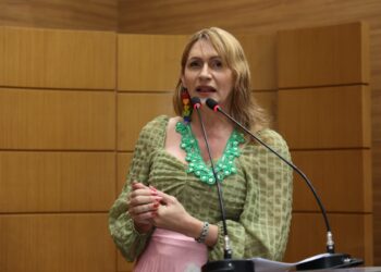 Linda Brasil lamenta número crescente de casos de HIV no estado