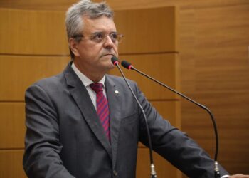 “O SUS é um exemplo para o mundo”, afirma Luciano Pimentel