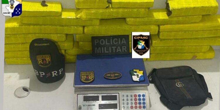 Polícia Militar apreende cerca de 19kg de maconha na Zona de Expansão de Aracaju
