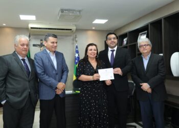Jeferson Andrade recebe futura presidente do TCE, conselheira Susana Azevedo