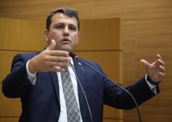 Deputado Marcos Oliveira exige melhorias no Hospital Regional de Itabaiana