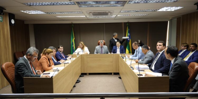 Projetos de Lei voltados nas áreas da saúde e educação são aprovados