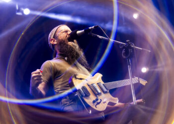 Deixou saudades: último dia do Fasc no Palco João Bebe Água conta com artistas locais, atração nacional e banda internacional