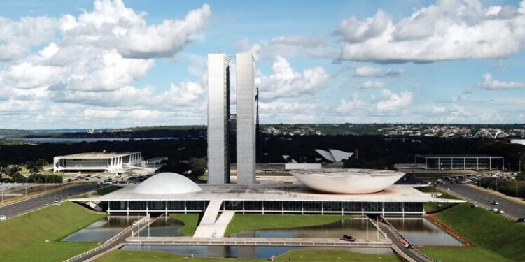 Congresso Nacional aprova LDO 2024 com valor recorde de emendas