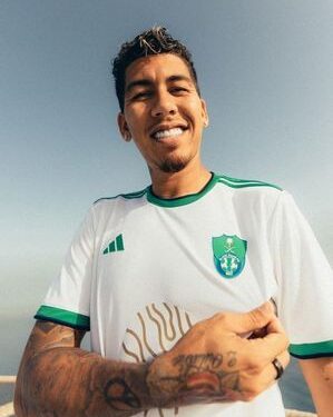 Firmino vira sonho do Corinthians com a possível saída do Al-Ahli