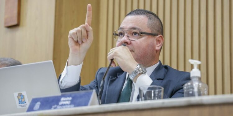 Emenda ao orçamento de Eduardo Lima destina R$ 35 mil para os conselhos tutelares em 2024