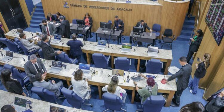 Câmara de Vereadores de Aracaju aprova orçamento de R$ 3,9 bilhões para 2024