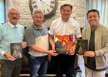 Fabiano Oliveira fortalece laços e troca experiências em sua visita a Gramado