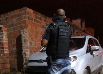 Compra e venda de carros e motocicletas usados requer cuidados para evitar golpes