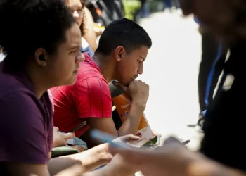 Resultados do Pisa reforçam gargalo no ensino de matemática no Brasil