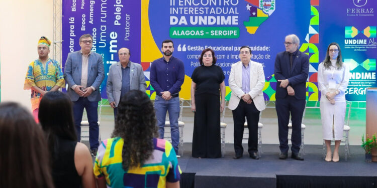 ‘Alfabetizar pra Valer’ é tema de palestra no II Encontro Interestadual da União Nacional dos Dirigentes Municipais de Educação, seccionais Sergipe e Alagoas