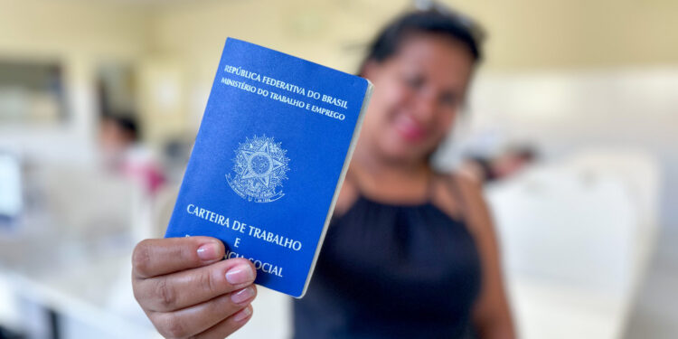 NAT divulga 80 oportunidades de emprego no setor varejista de alimentos e bebidas 