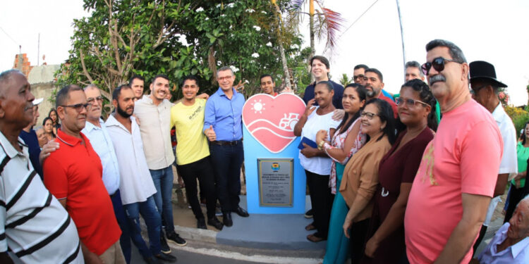 Fábio Mitidieri acompanha entrega de obras estruturantes em Malhador
