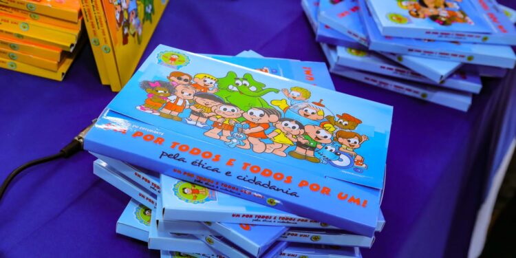 Prefeitura de Lagarto promove iniciativa de Ética e Cidadania com a entrega dos Kits da Turma da Mônica