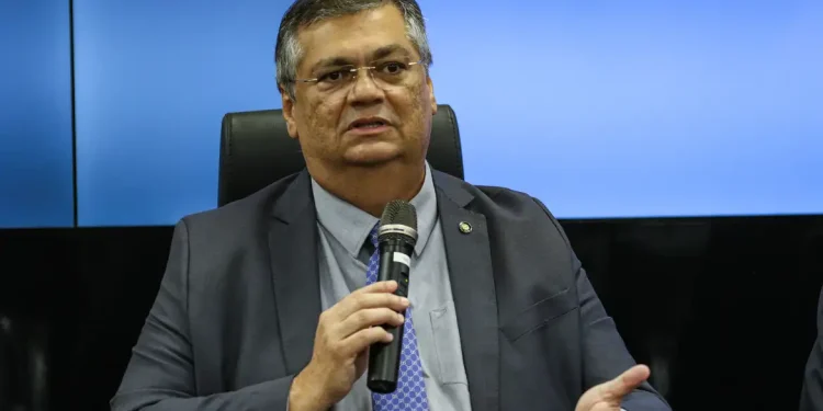 Flávio Dino defende criação de Conselho Nacional das Polícias