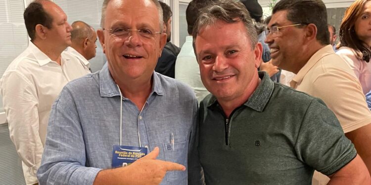 Marival Santana é anunciado pré-candidato a prefeito da oposição no município de Simão Dias