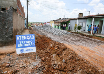 Prefeitura de Lagarto anuncia o início das obras de calçamento de mais duas ruas no Conjunto Albano Franco