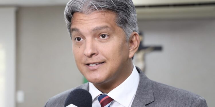 Dr. Samuel viabiliza investimentos de quase 4 mi para Socorro