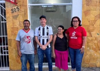 Prefeito de Telha, Flávio Dias, anuncia cumprimento do reajuste do piso do magistério em 3,62%