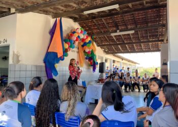 Linda Brasil destina mais de R$ 190 mil em emendas impositivas para educação