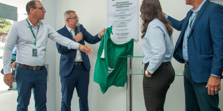 Agência do Banese no Santos Dumont é entregue à população após melhorias