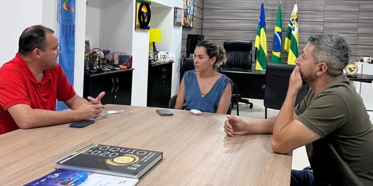 Prefeito de Carira garante apoio do Governo  para a realização do campeonato de futsal