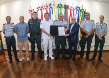 Comandante-Geral da Polícia Militar assina contrato do imóvel que funcionará como sede provisória do QCG