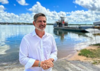 Rogério acredita que retomada das obras da refinaria Abreu e Lima pode ser um indicativo para retorno