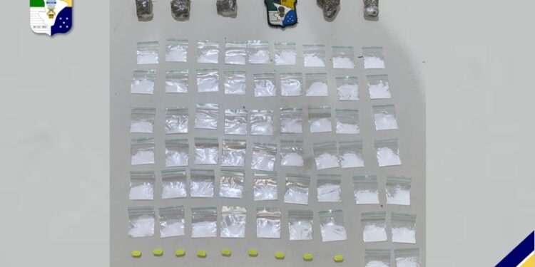 Polícia Militar prende suspeito de tráfico ilícito de drogas no Bairro América