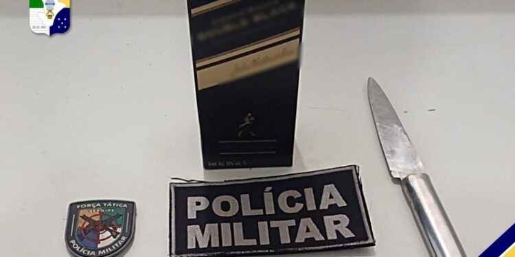 PM prende homem suspeito de roubar garrafa de whisky de loja de conveniência em Aracaju