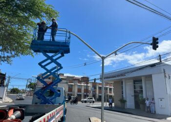 Avenida Cezartina Régis, no Jabotiana, receberá cruzamento semafórico