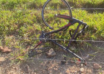 Ciclista morre após colisão com carro na rodovia que liga o Povoado Serra do Machado a Moita Bonita
