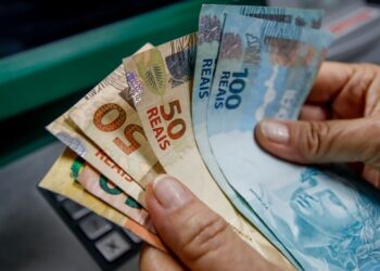 Salário mínimo: incremento na economia será de R$ 69 bi, diz Dieese