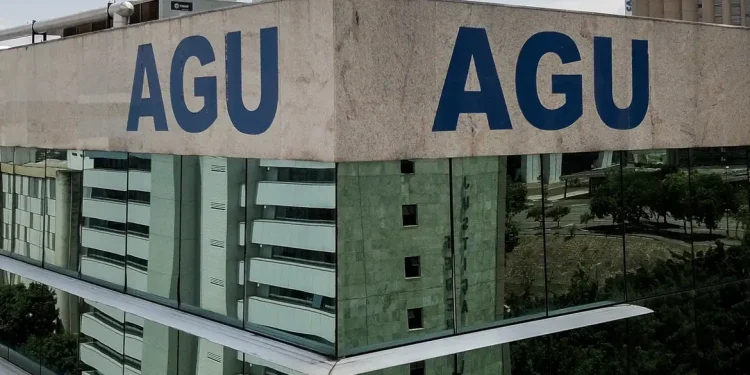 AGU defende tratamento digno a mulheres vítimas de violência sexual