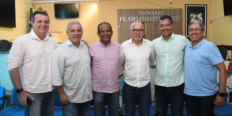 Edvaldo empossa nova diretoria do PDT em Estância e destaca fortalecimento do partido em Sergipe