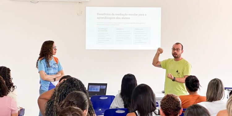 Prefeitura de Aracaju prepara mediadores da Educação Especial para o início do ano letivo 2024