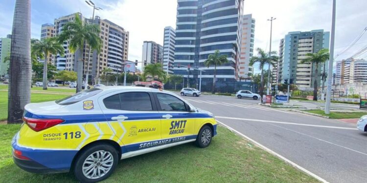 Trânsito na avenida Beira Mar será alterado nesta sexta-feira, 26, devido a evento religioso